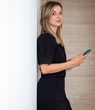 Clara PIERETTI, Responsável de transação