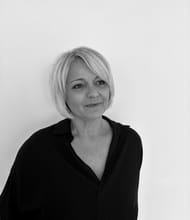 Marie PASZTOR, Agente commerciale