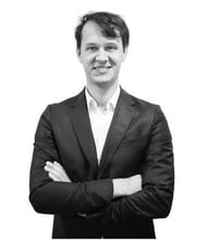 Vadim UBIYKOV, Agente commerciale