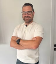 Julien LOOSEN, Agenciebeheerder