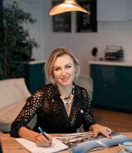 Inna DOLA, Adviseur