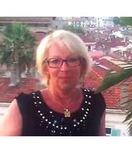 Martine CASSAGNE-BRETON, Commercieel agent