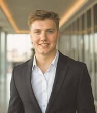 Michael DOUPE, Negociador
