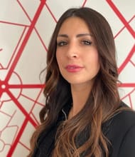 Léa BEN GUIGUI, Commercieel agent