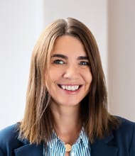 Eva BAQUÉ, Commercieel agent