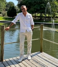 Victor ARAUJO, Associé