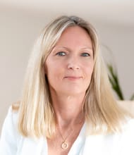 Lise CASPAR, Onderhandelaar