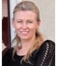 Monika DENIS, Commercieel agent