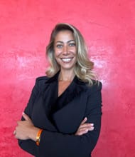 Roxana PARA, Agente comercial