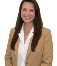 Laura VALENZA, Agent commercial
