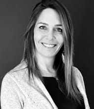 Julie CALLEJA, Commercieel agent