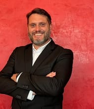 Yohann GUARNIERI, Responsable transaction