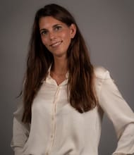 Elodie DEBRAU, Onderhandelaar