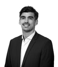 Loic  LEGAL , Negociador