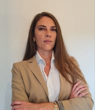 Amanda OGER, Agente commerciale