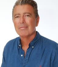 Julien CHAVANT, Commercieel agent