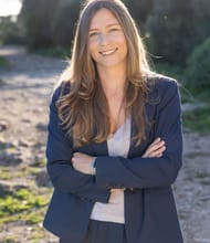 Cindy VIANO, Agent commercial