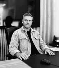 William HUCK, Agente comercial