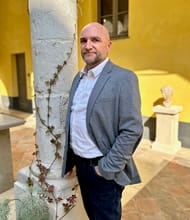 Vincent DECKER, Commercieel agent