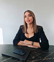 Rania BELHEDI, Agente commerciale