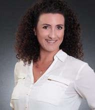 Karine ROBALDO, Dirigeant