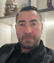 TONY DE CALDAS, Negozziatore