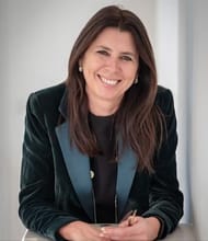 Nathalie ZART, Agente commerciale