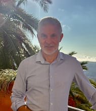 Simon GREENWOOD, Commercieel agent