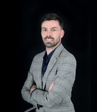 Jim GUIDA, Propriétaire