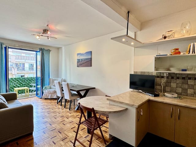 Appartement à vendre - 06000, Nice (Fleurs), France, 583qlp - Melsia
