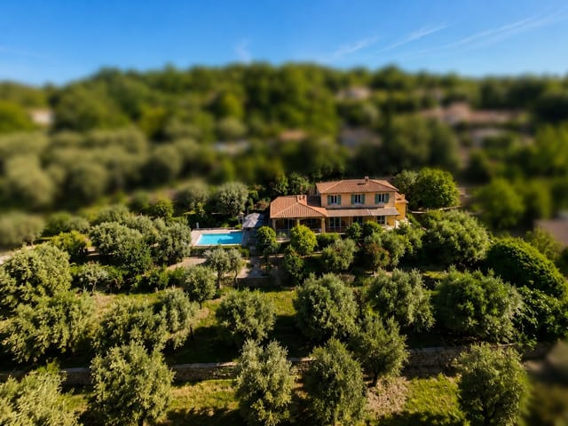 Casa in vendita - 06740, Chateauneuf-Grasse, France, 58PNYP - Melsia