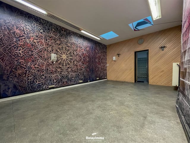 Commerce/Bureau à vendre - 7500, Tournai, Belgique, 58QBVY - Melsia