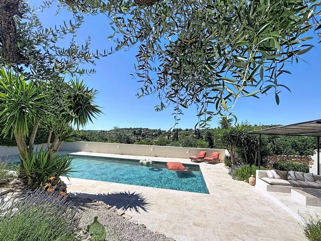 Casa in vendita - 06650, Le-Rouret (Le Colombier), France, 5D8kg6 - Melsia