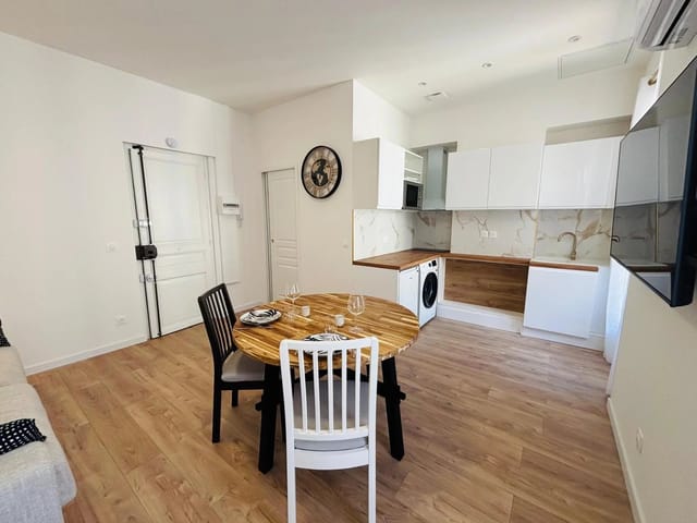 Appartement à vendre - 06000, Nice (Centre Ville), France, 5D8l0Y - Melsia