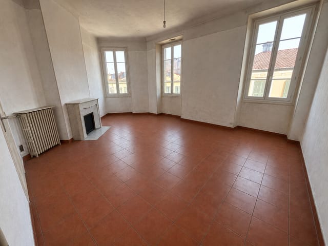 Appartamento in vendita - 06000, Nice (Centre Ville), France, 5Raa7V - Melsia