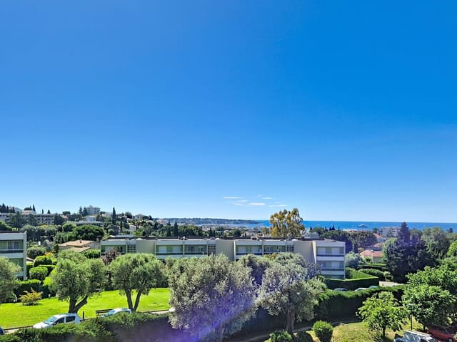 Apartamento en venta - 06600, Antibes (Fontmerle - Peyregoue), France, 5Rar4M - Melsia