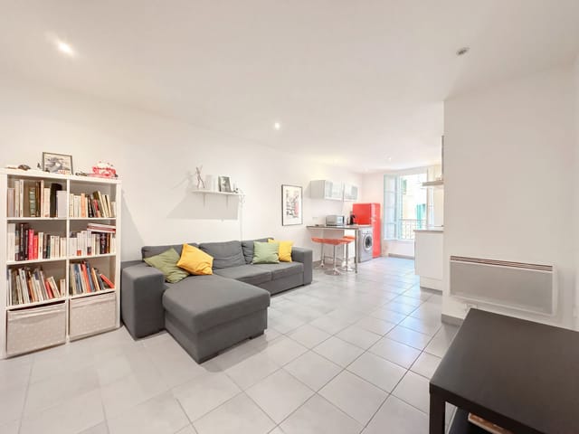 Apartment for sale - 06300, Nice (Vieux Nice), France, 5RgzqJ - Melsia