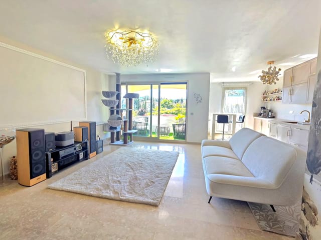 Casa in vendita - 06210, Mandelieu-La-Napoule, France, 5pOBaO - Melsia