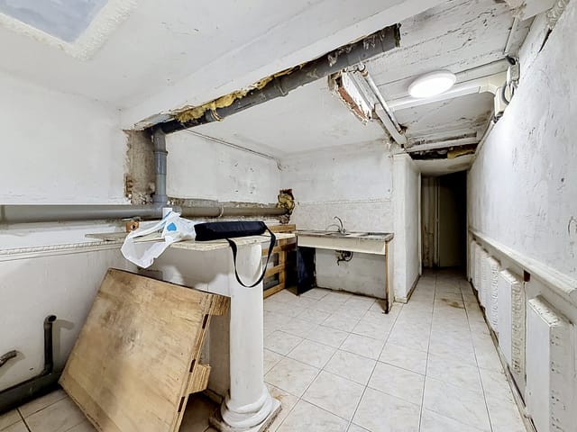Cave à vendre - 15, Avenue Docteur Dautheville, 06160, Antibes (Juan Centre), France, 5pOKLM - Melsia