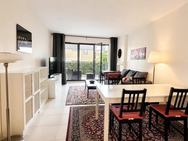 Appartement te koop - 06400, Cannes (Saint Nicolas), France, 5pr6am - Melsia