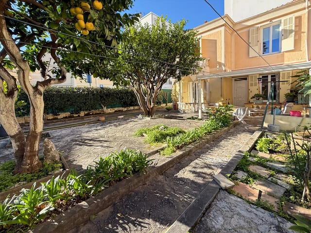 Maison à vendre - 06800, Cagnes-Sur-Mer (Centre), France, 5rBEq2 - Melsia