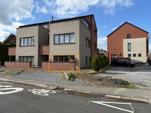 Comercio/Escritório aluga-se - Rue de Hesbaye, 31, 4357, Donceel, Belgique, 5rWmY9 - Melsia