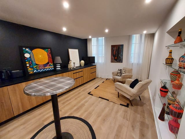 Appartement à vendre - 06300, Nice (Vieux Nice), France, 5ropy2 - Melsia