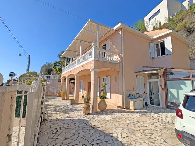 Casa en venta - 06100, Nice, France, 5rowEL - Melsia