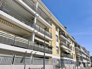 Appartement à vendre - 83700, Saint-Raphael (Centre Ville), France, 5vAo1W - Melsia