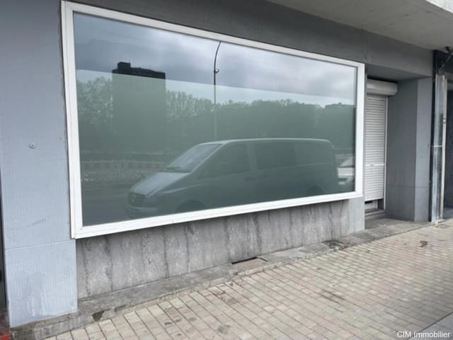 Commerce/Bureau à louer - Quai Saint Léonard, 35, 4000, Liège, Belgique, 5vVQvD - Melsia