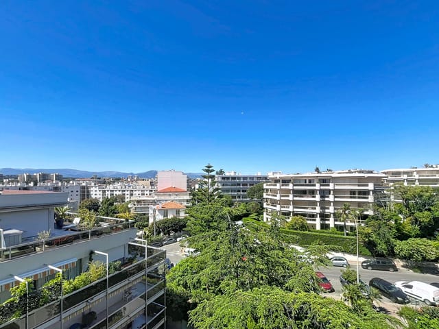 Appartement à vendre - 06160, Antibes (Rostagne), France, 5vVdRk - Melsia