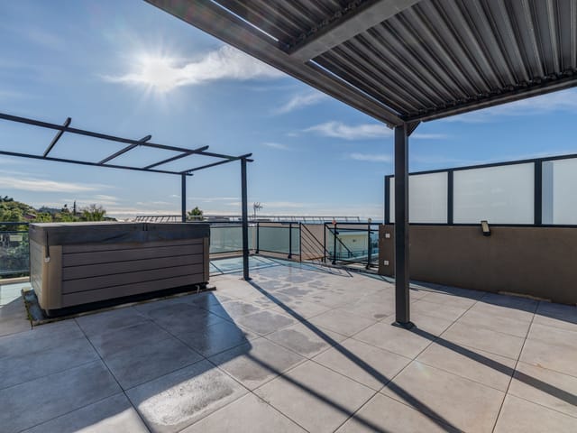 Appartement à vendre - 06200, Nice (Corniche Fleurie), France, G6B4W2 - Melsia
