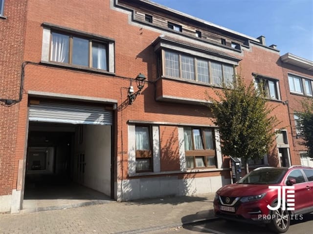 Building for sale - Rue Pierre Biddaer, 18-22, 1070, Anderlecht, Belgique, G6BxwR - Melsia