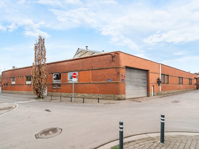 Commercie/Kantoor te koop - Rue Michel Duchatto, 45+, 4040, Herstal, Belgique, G6JzlP - Melsia